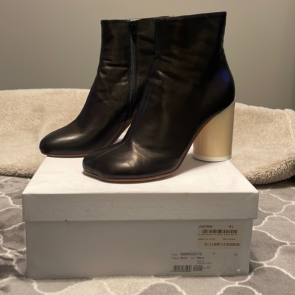 MM6 Maison Margiela black ankle boots